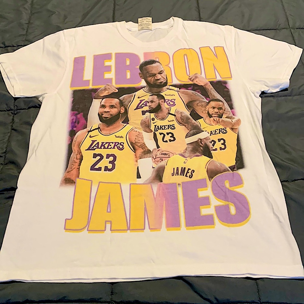 Custom Lebrun James Vintage T-shirt. Medium. Never worn.